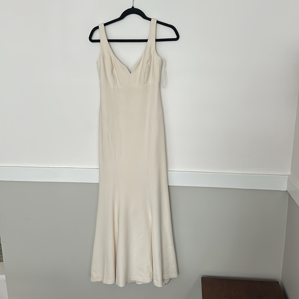 Nicole Miller Abigail Wedding Dress Sweetheart Neckline Trumpet Gown
